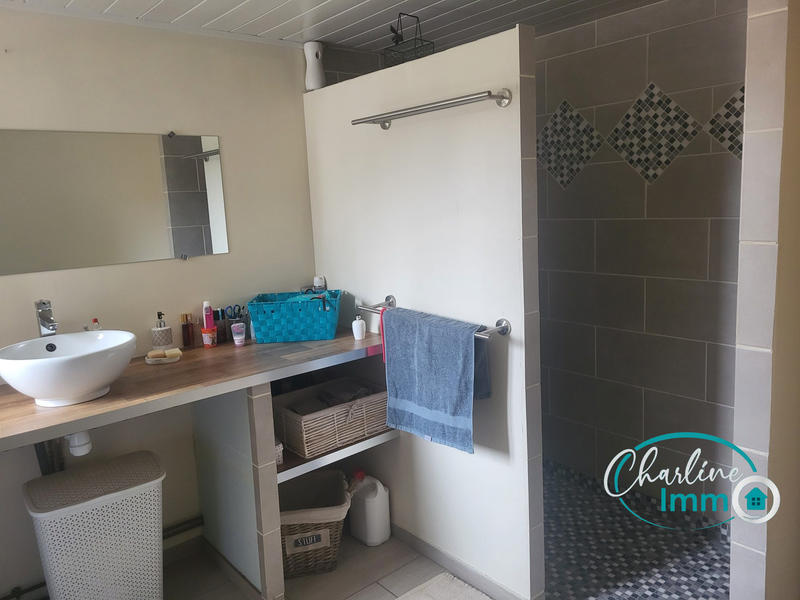 Maison - 179 m² - 7 pièces