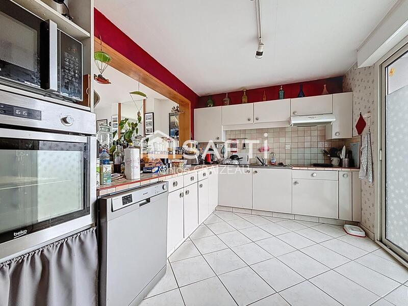 Maison - 141 m² - 6 pièces