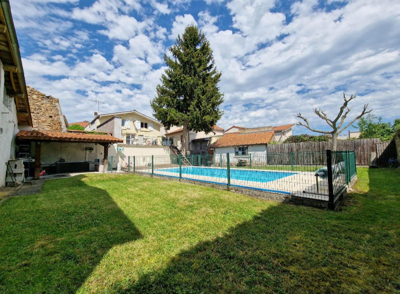 Maison - 136 m² - 6 pièces