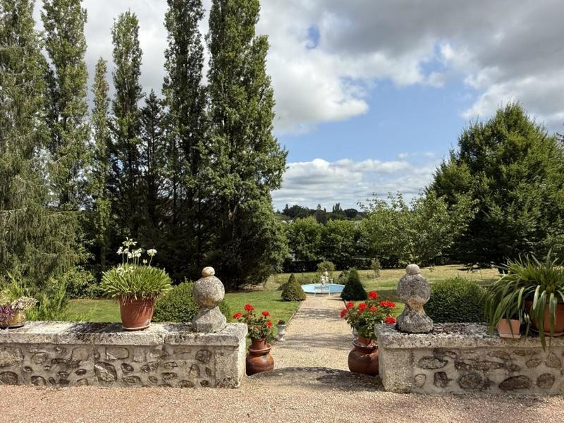 Maison - 333 m² - 9 pièces