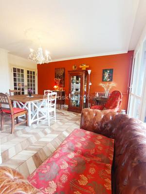 Appartement - 84 m² - 4 pièces