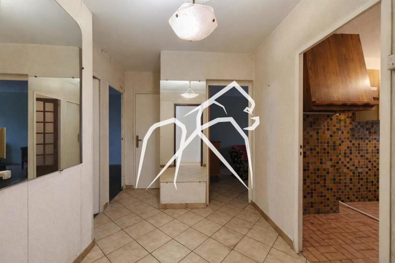 Appartement ancien - 57 m² - 3 pièces