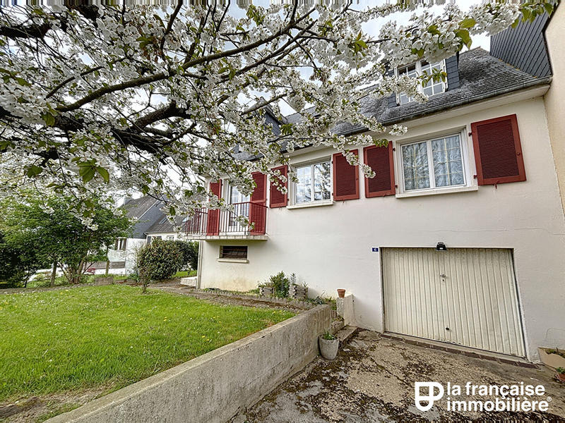 Maison - 110 m² - 6 pièces