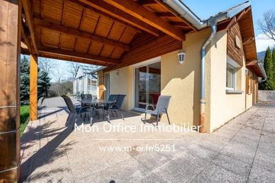 Maison - 77 m² - 3 pièces