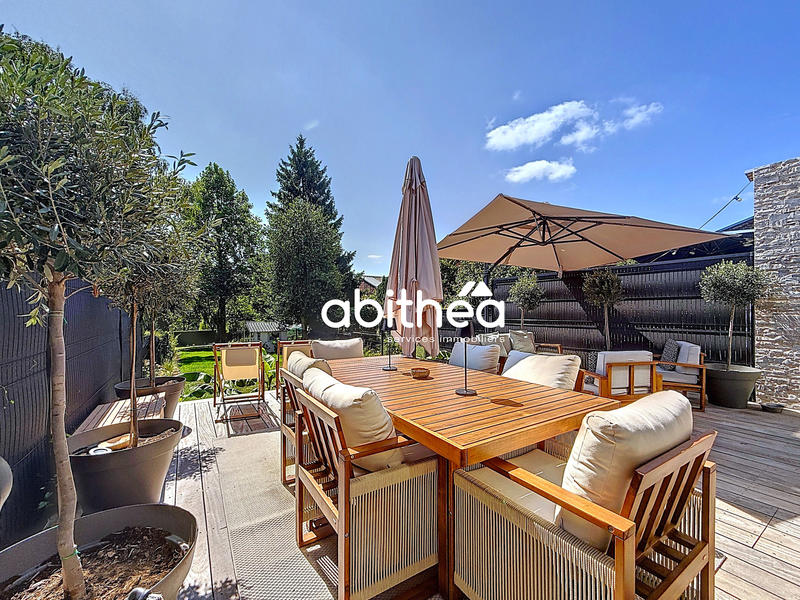 Maison - 169 m² - 7 pièces