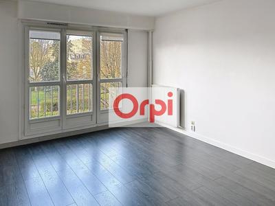 Studio - 27 m² - 1 pièce