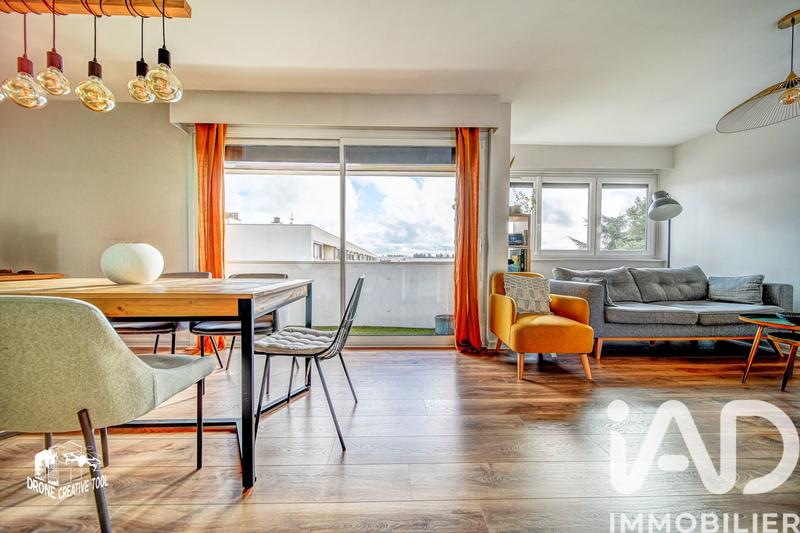 Appartement - 90 m² - 4 pièces