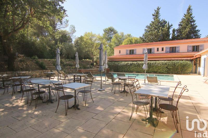 Local commercial - 675 m²