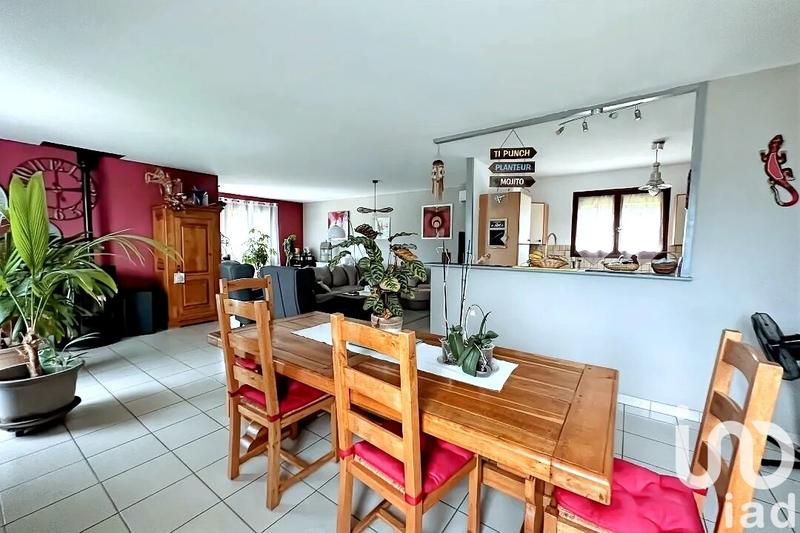 Maison - 177 m² - 6 pièces