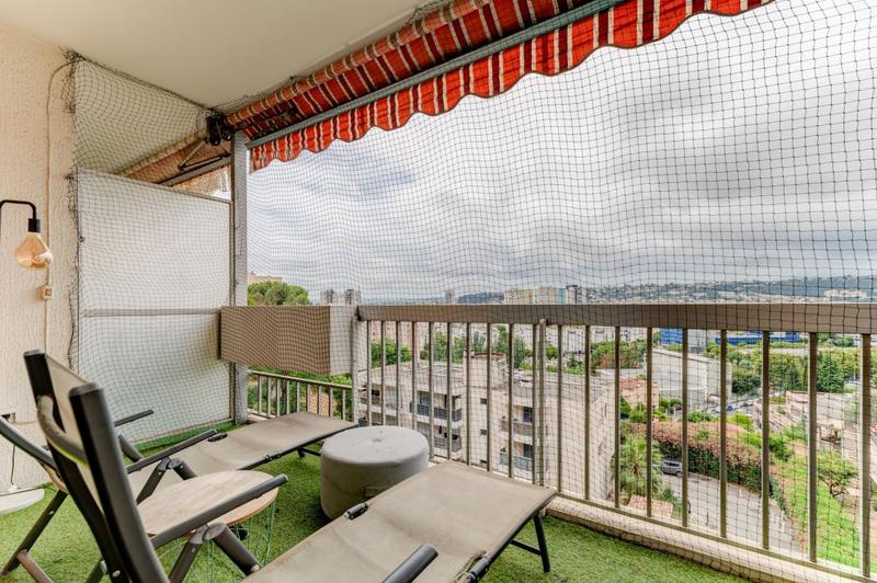 Studio - 30 m² - 1 pièce