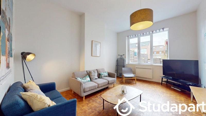 Chambre - 10 m² - 1 pièce