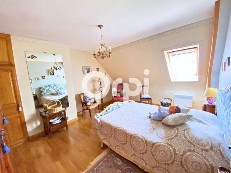 Maison - 185 m² - 5 pièces