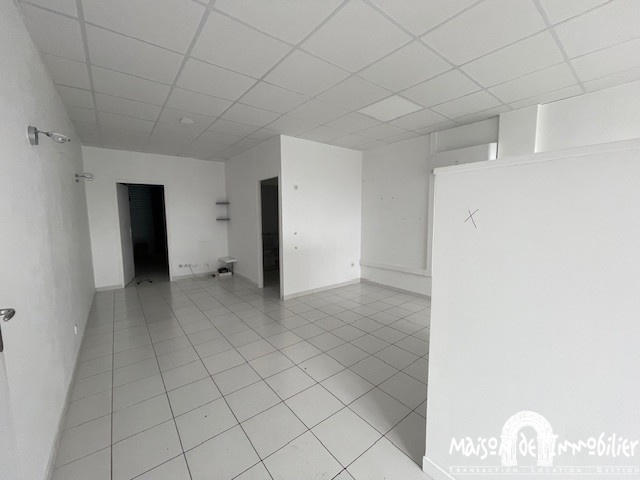 Local commercial - 80 m²