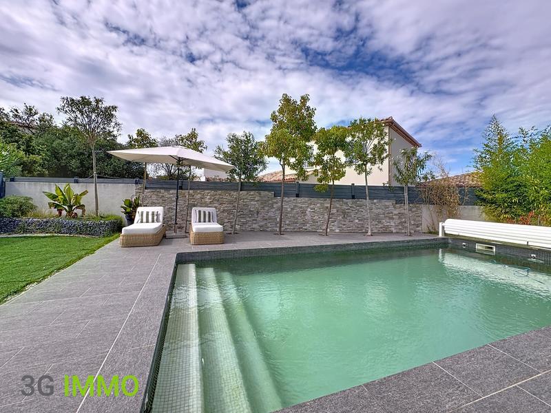 Maison traditionnelle - 145 m² - 6 pièces