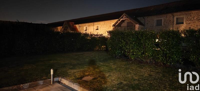 Maison - 440 m² - 9 pièces