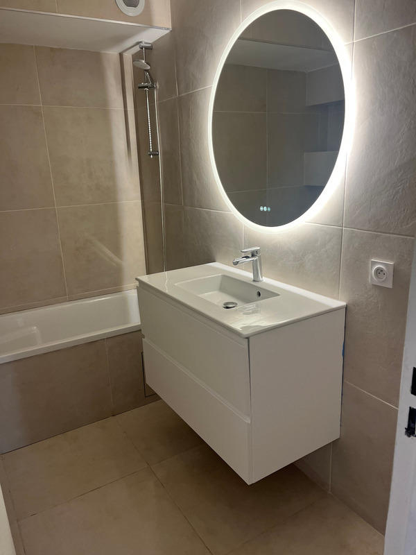 Appartement - 100 m² - 5 pièces