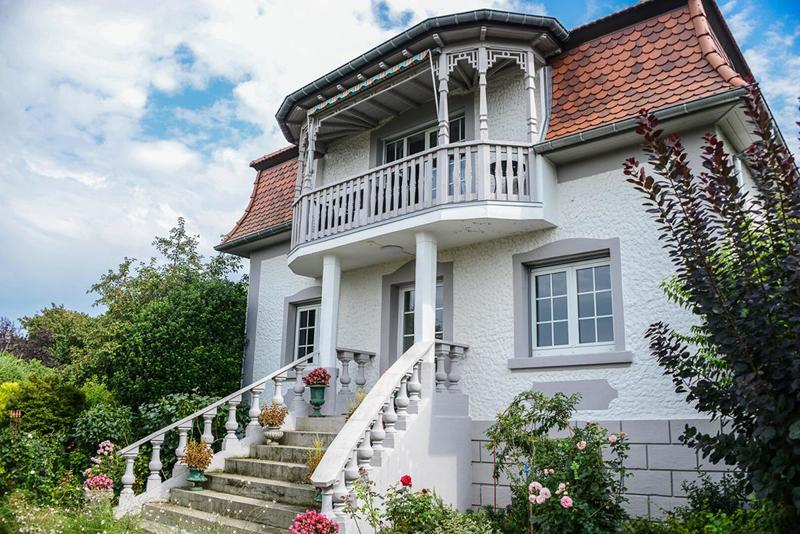 Maison - 250 m² - 10 pièces