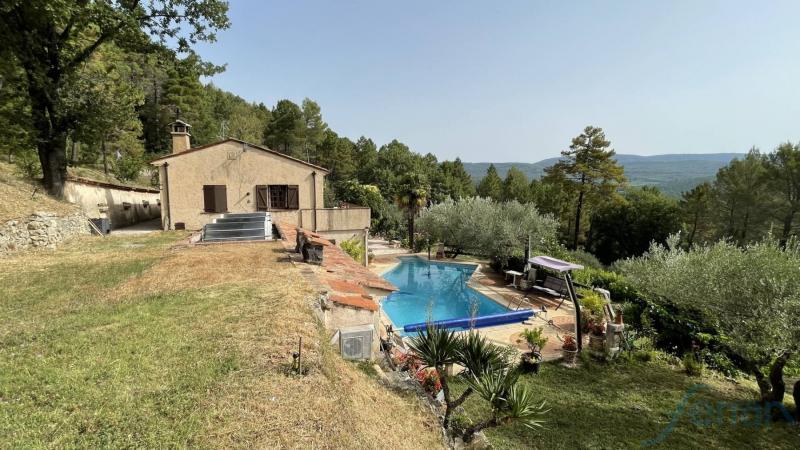 Villa - 140 m² - 5 pièces