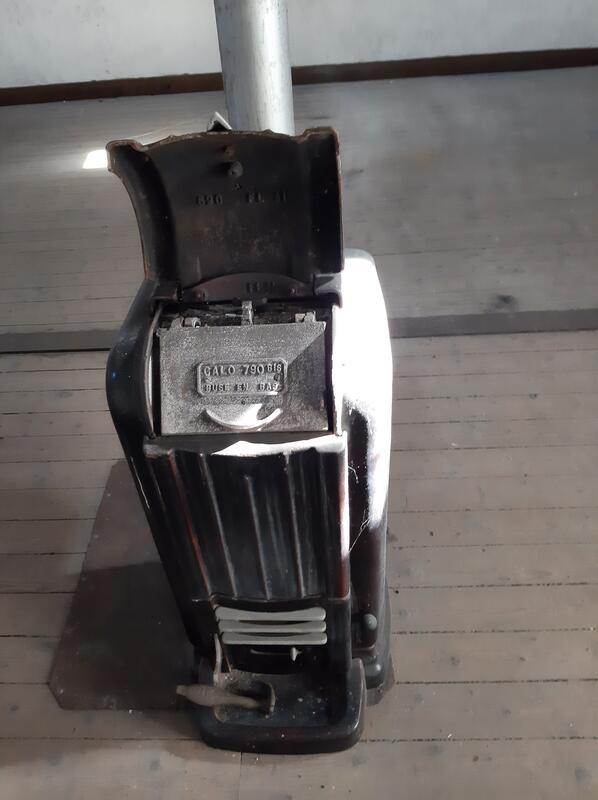 Vide maison dans un ancien hôtel restaurant