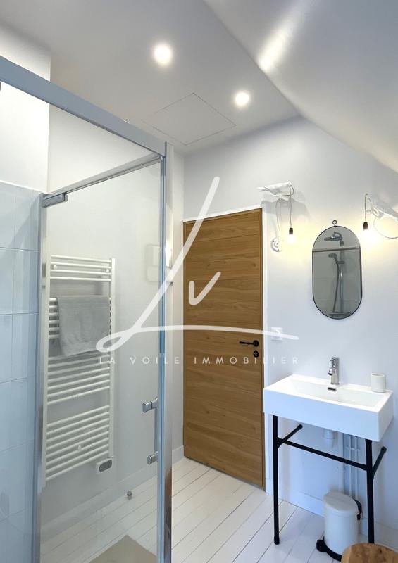 Maison ancienne - 161 m² - 8 pièces