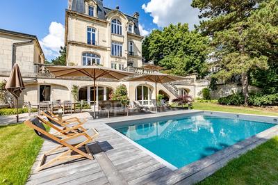 Maison bourgeoise - 396 m² - 12 pièces