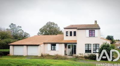 Maison - 190 m² - 8 pièces