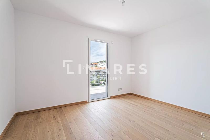Appartement - 123 m² - 4 pièces