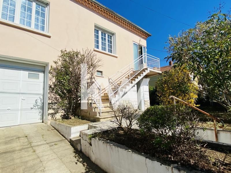 Maison - 135 m² - 6 pièces