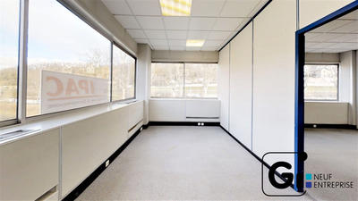 Bureau - 154 m² - 4 pièces