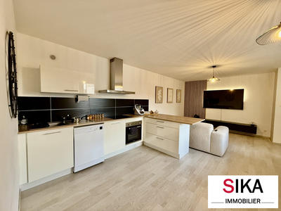 Appartement - 96 m² - 4 pièces