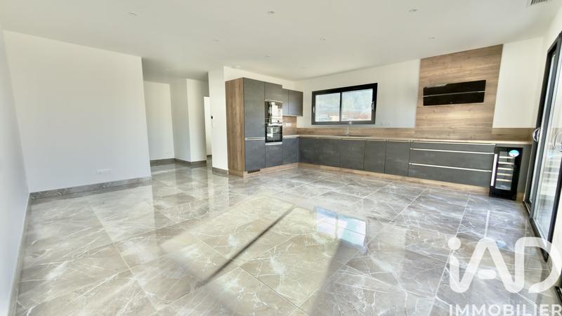 Maison - 101 m² - 4 pièces