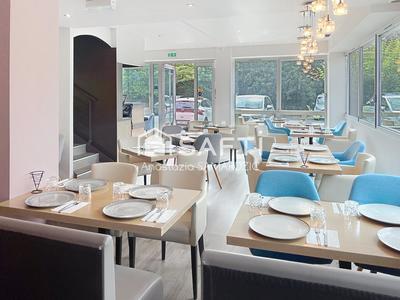 Local commercial - 150 m²