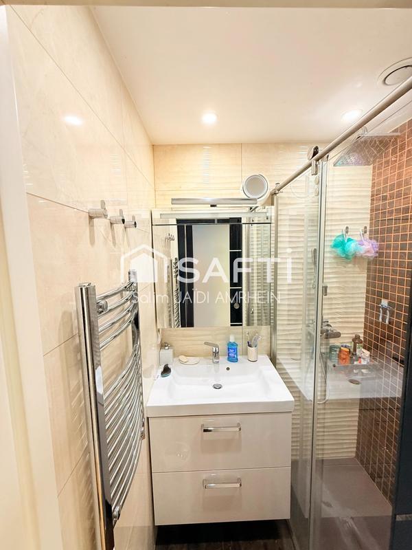 Appartement - 77 m² - 4 pièces