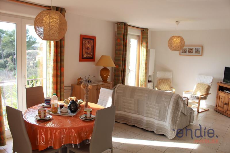 Maison - 239 m² - 10 pièces