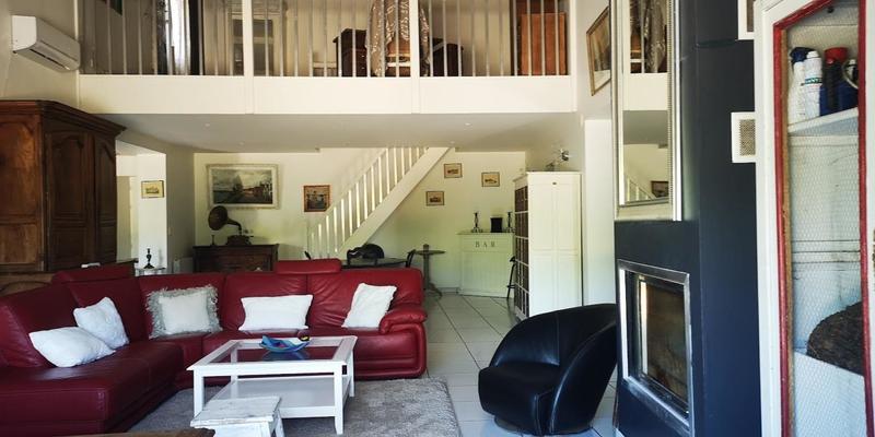 Maison - 177 m² - 7 pièces