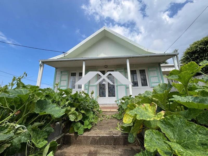 Maison - 90 m² - 3 pièces