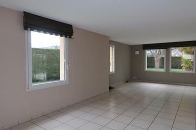 Maison - 228 m² - 7 pièces