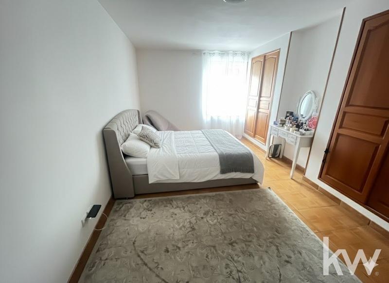 Appartement - 100 m² - 5 pièces