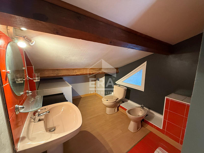 Appartement - 77 m² - 3 pièces