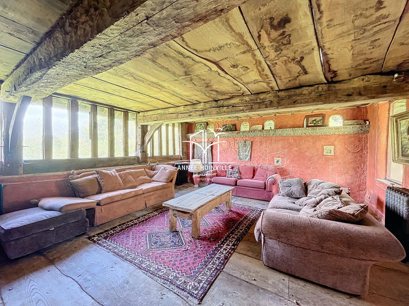 Maison - 245 m² - 8 pièces