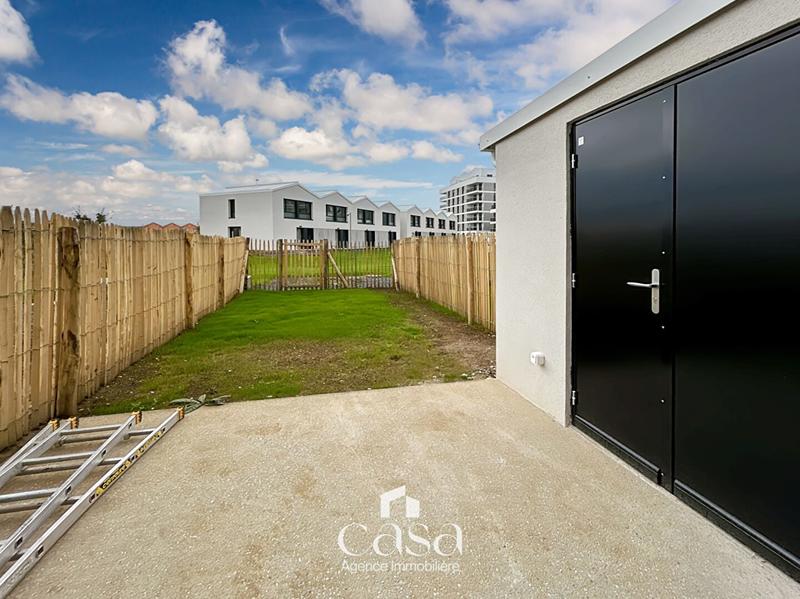 Maison - 99 m² - 4 pièces