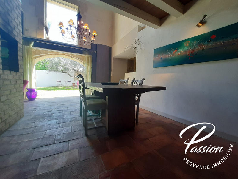 Mas - 190 m² - 6 pièces