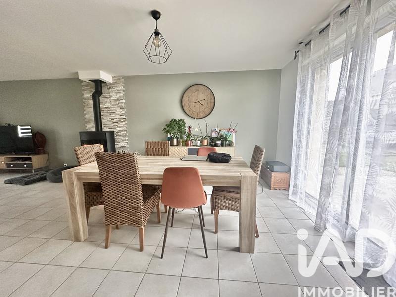 Maison - 95 m² - 4 pièces