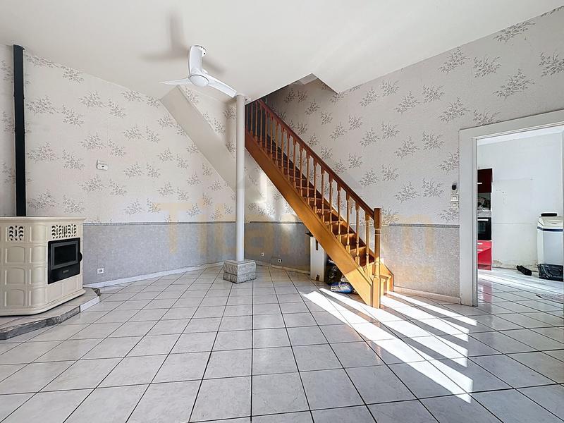 Maison - 96 m² - 3 pièces