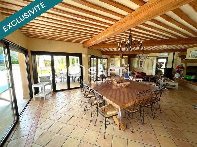 Maison - 518 m² - 12 pièces