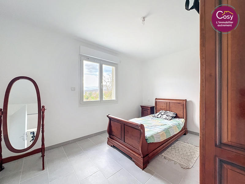 Maison - 85 m² - 3 pièces