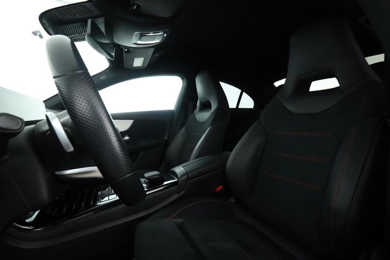 Mercedes Cla 200 d Amg Line 8g-Dct 150 ch