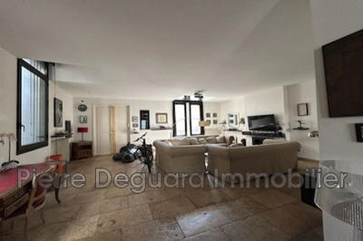 Appartement - 170 m² - 5 pièces