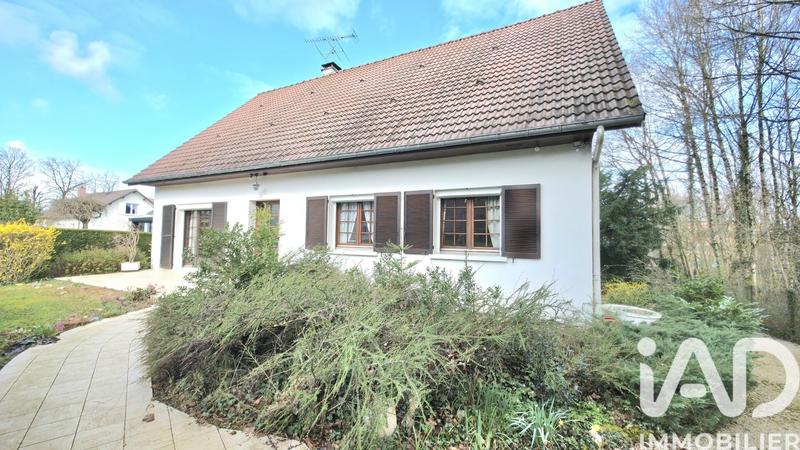 Maison - 196 m² - 7 pièces