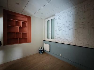 Bureau - 46 m² - 4 pièces